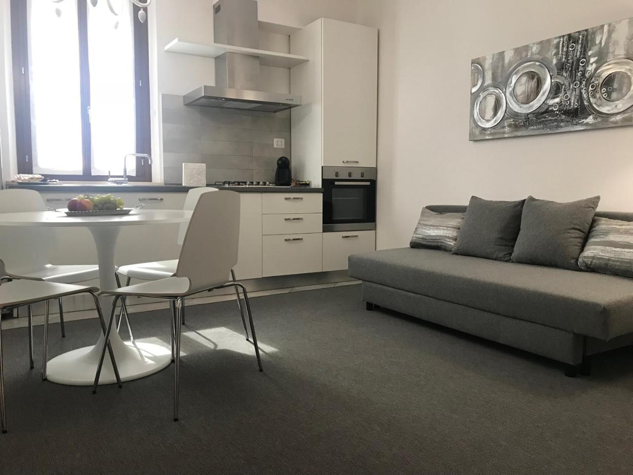 Suite House Mantova Exteriör bild